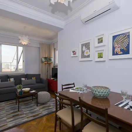 Bordalo Pinheiro Apartment-top Floor & Elevator *