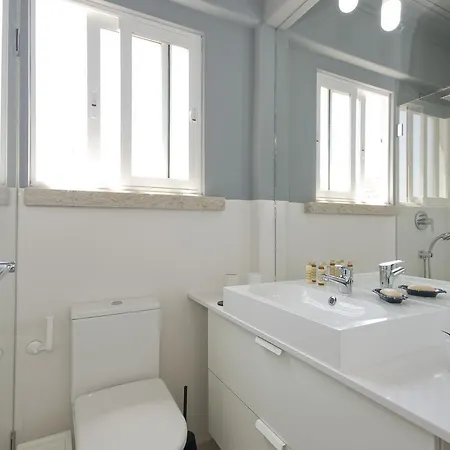 Apartman Bordalo Pinheiro Apartment-top Floor & Elevator *